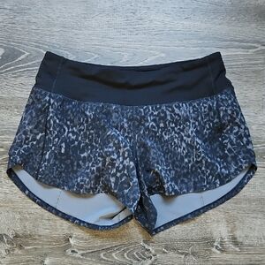 Lululemon Speed-Up Mid-Rise Short 4"